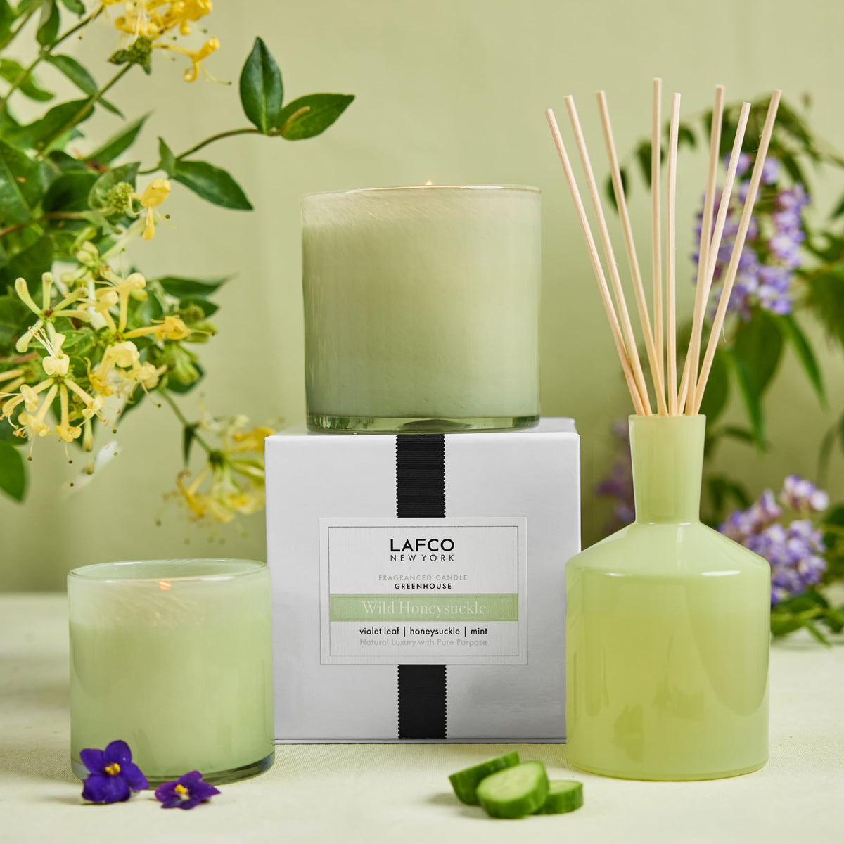 Vela distintiva de LAFCO New York, Madreselva Silvestre — 440 g | 90 horas de duración
