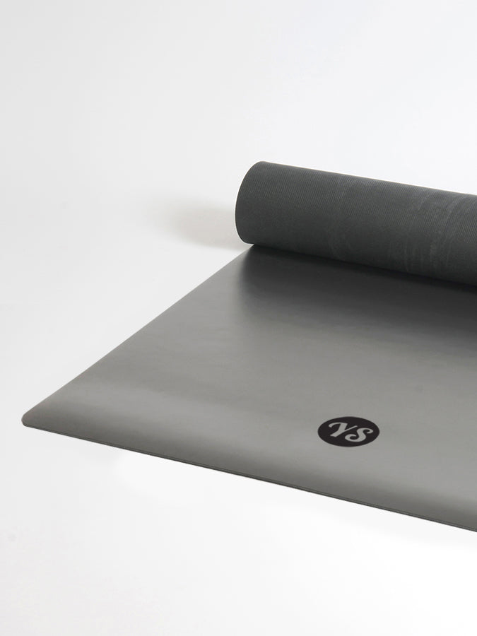 Esterilla de yoga de viaje Yoga Studio The Grip 2mm