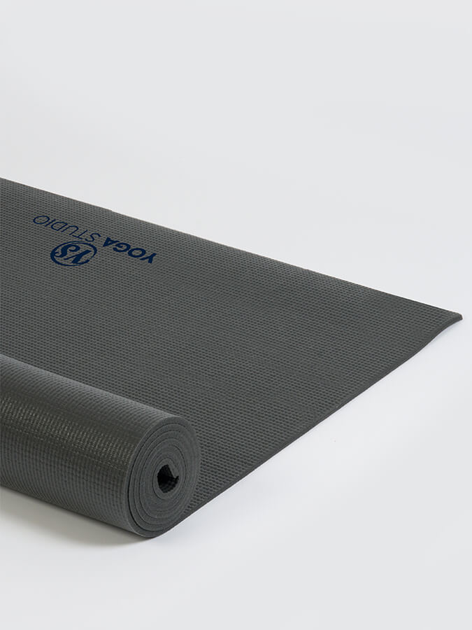 Alfombrilla de yoga adhesiva reversible de 6 mm diseñada por Yoga Studio