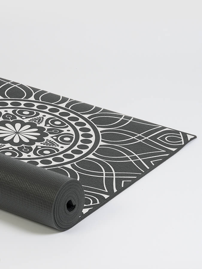 Alfombrilla de yoga adhesiva reversible de 6 mm diseñada por Yoga Studio