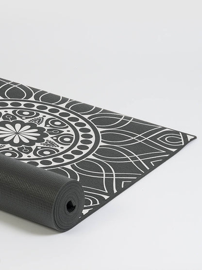 Alfombrilla de yoga adhesiva reversible de 6 mm diseñada por Yoga Studio