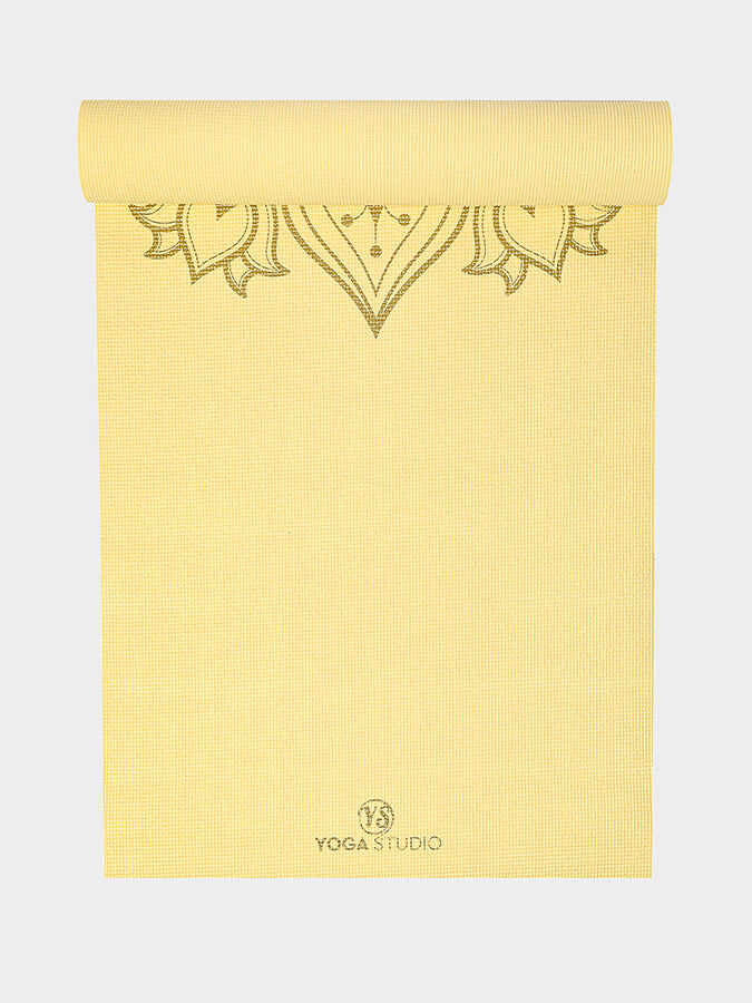 Alfombrilla de yoga adhesiva reversible de 6 mm diseñada por Yoga Studio
