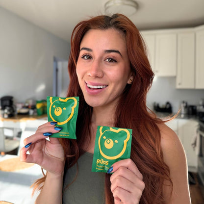 Grüns Adultos Super Greens Gomitas Multivitamínicas | Más de 60 nutrientes y 6 g de fibra | 28 paquetes diarios