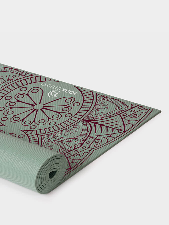 Alfombrilla de yoga adhesiva reversible de 6 mm diseñada por Yoga Studio