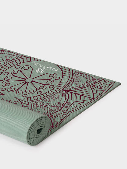 Alfombrilla de yoga adhesiva reversible de 6 mm diseñada por Yoga Studio