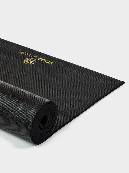 Alfombrilla de yoga adhesiva reversible de 6 mm diseñada por Yoga Studio