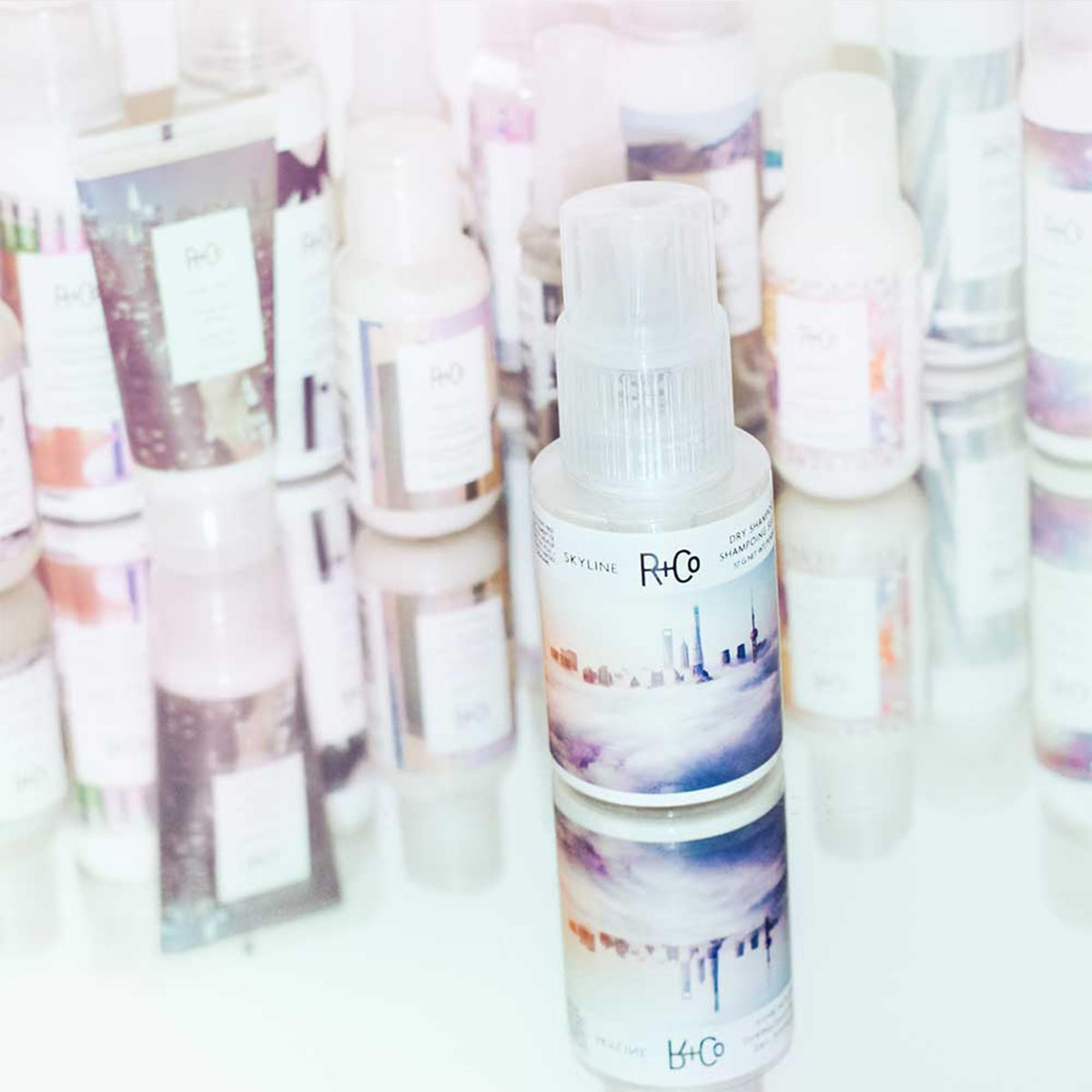 R+Co Skyline Champú Seco en Polvo — Aprobado por la TSA, 30 ml