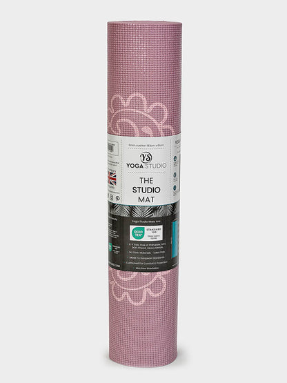 Alfombrilla de yoga adhesiva reversible de 6 mm diseñada por Yoga Studio