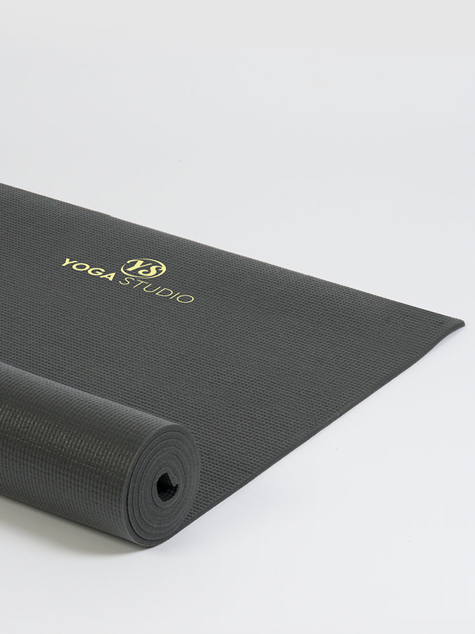 Alfombrilla de yoga adhesiva reversible de 6 mm diseñada por Yoga Studio